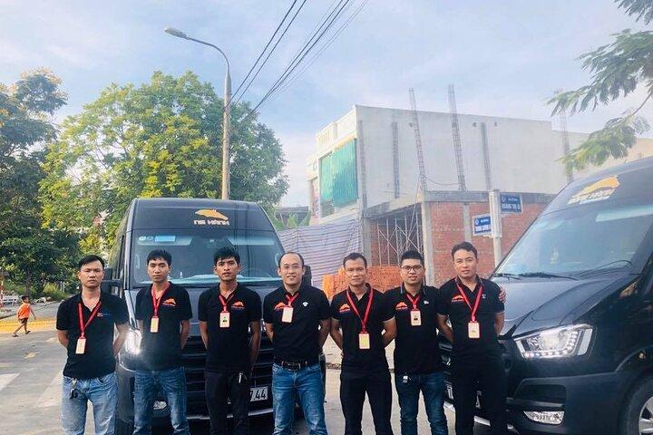 Da Nang - tint: Dagelijkse limousinebus