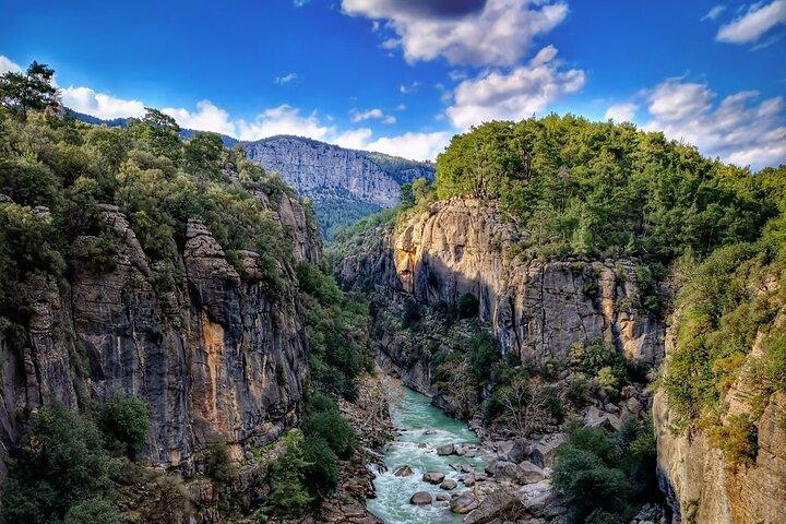 Tour di un'intera giornata a Tazı Canyon e Rafting da Antalya, Side, Alanya
