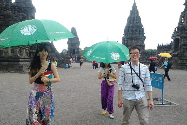 Alba sulla cima del tempio di Stupa Borobudur