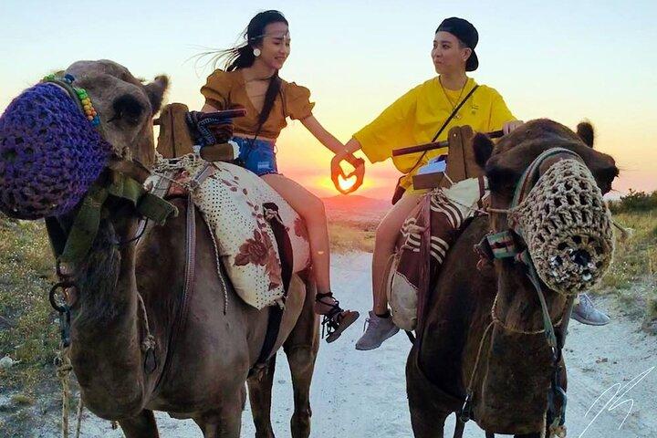 Balade à dos de chameau en Cappadoce