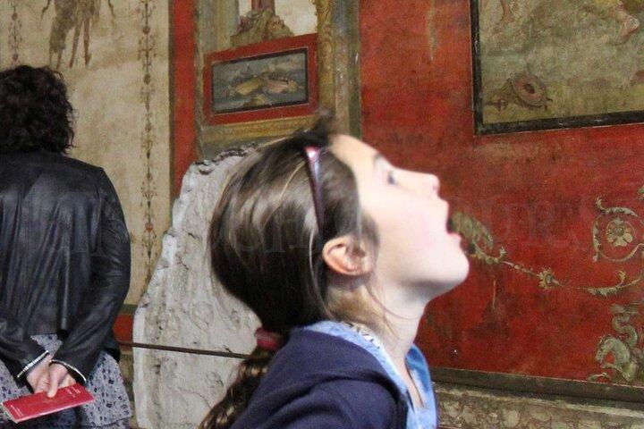 Tour de acceso rápido a Pompeya para familias y niños con arqueólogo