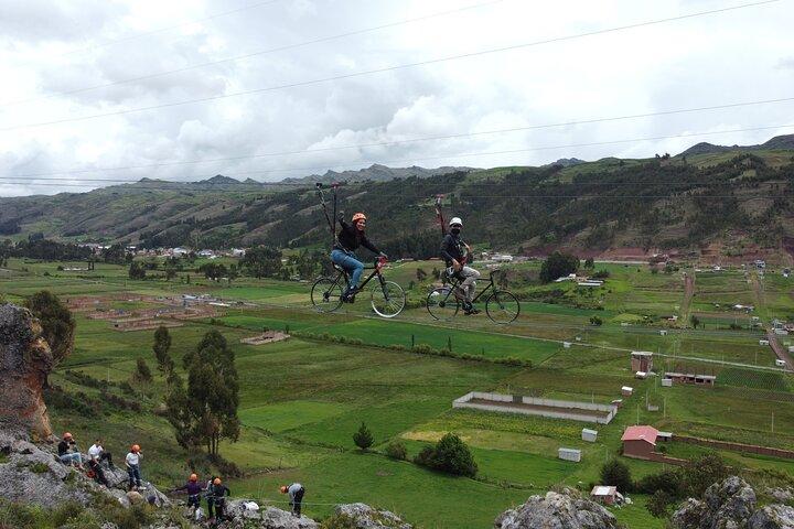 Cusco Extreme Adventure : Klettersteig, Zipline & Rappel Tour