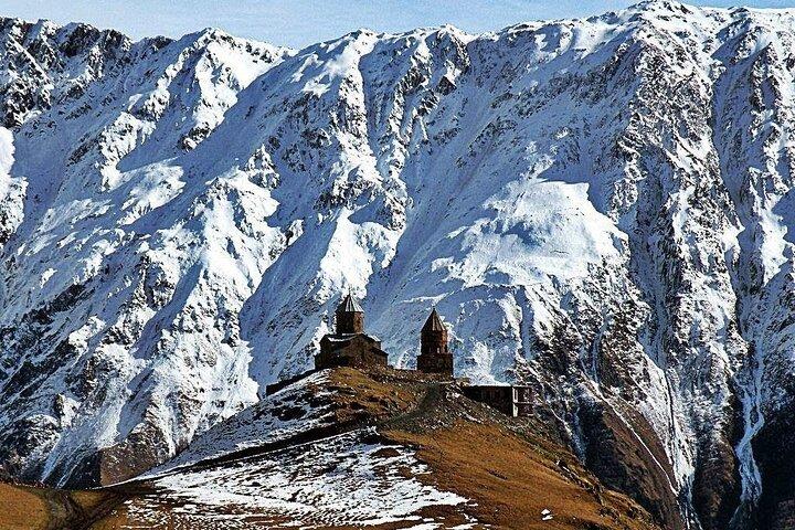 Dagstur Tbilisi – Ananuri – Kazbegi – Tbilisi