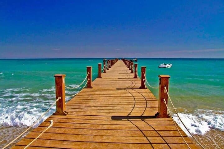 Day tour to the Red Sea Ain Sukhna from Cairo