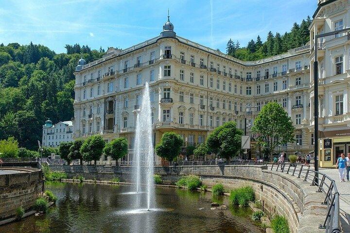 Transfer privado > Munique para Praga com parada de 3h em Karlovy Vary