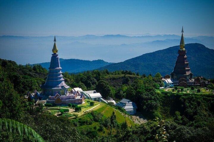 Privat All-Inclusive Doi Inthanon & Pha Dok Siew Waterfall Tour