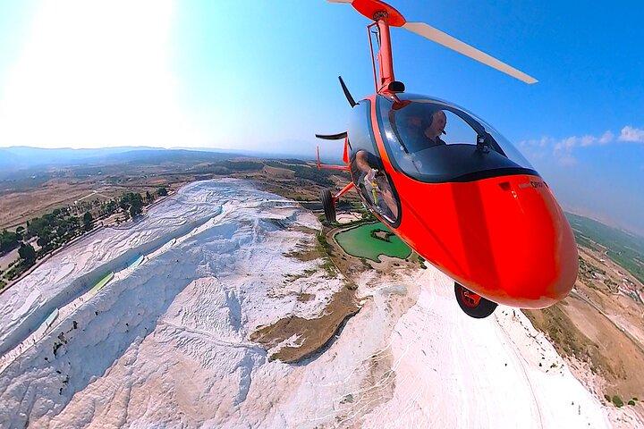 Gyrocopter Tour över Pamukkale Travertines