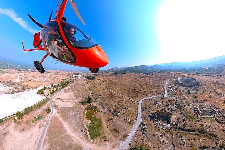 Gyrocopter Tour över Pamukkale Travertines