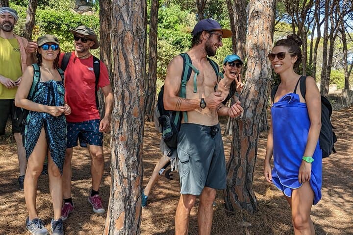 Costa Brava Tour: Easy Hike, Snorkel & Cliff Jump from Barcelona