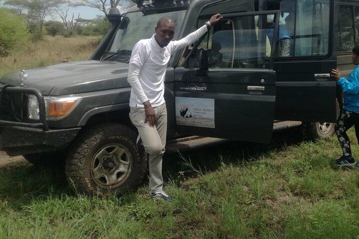4 DAGER-SERENGETI SAFARI EXPERENCE START FROM ARUSHA