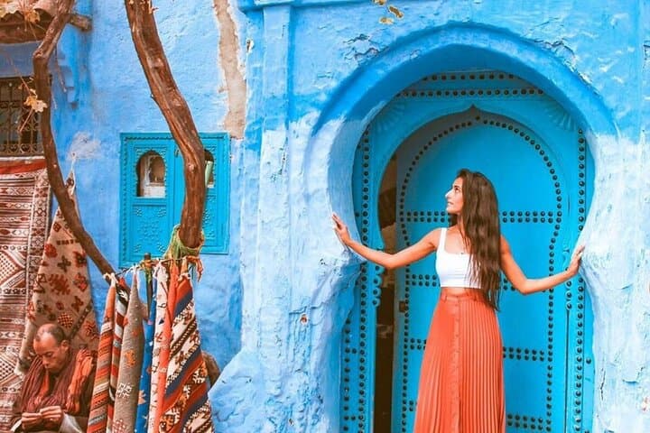 Photography session and guided tour in Chefchaouen