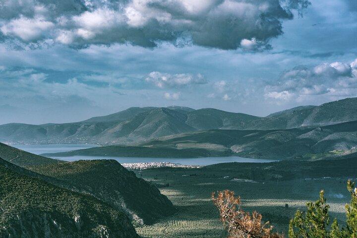 Delfi Full Day Private Sightseeing Tour