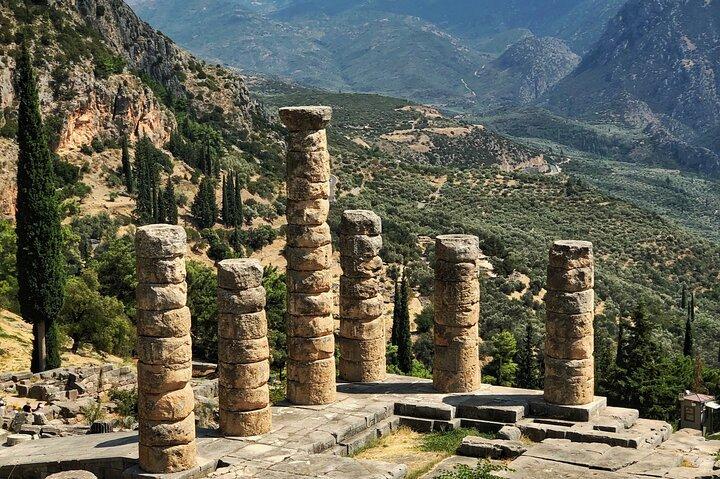 Delfi Full Day Private Sightseeing Tour