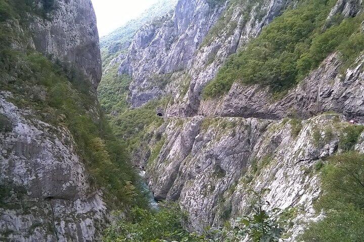 Visite privée - NP Biogradska Gora, canyon et monastère de Moraca