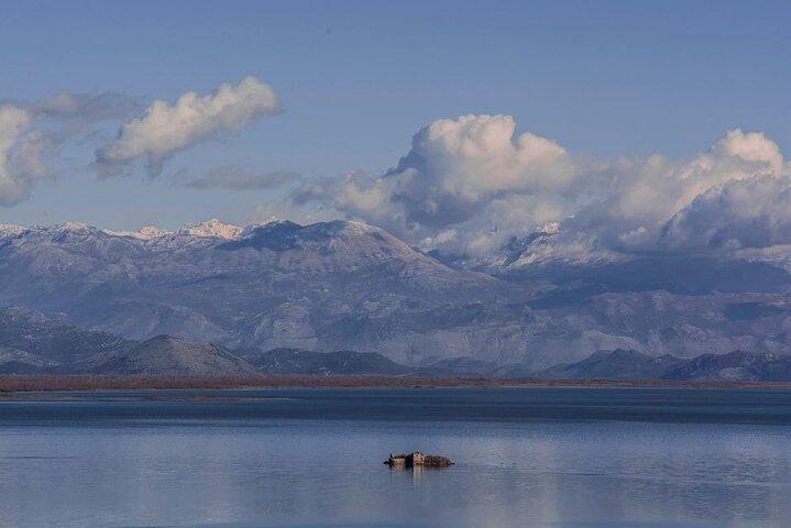 Visite privée d'une journée complète - Lac NP Skadar avec dégustation de vin
