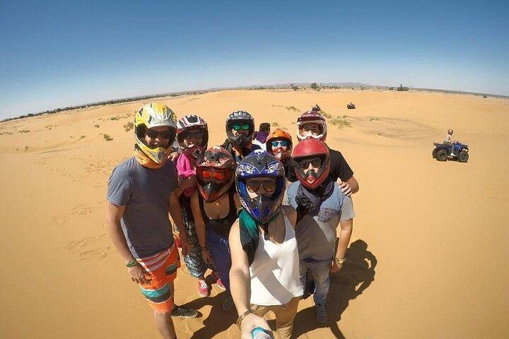Recorrido en quad de Merzouga de 4 horas fuera de la carretera con recogida