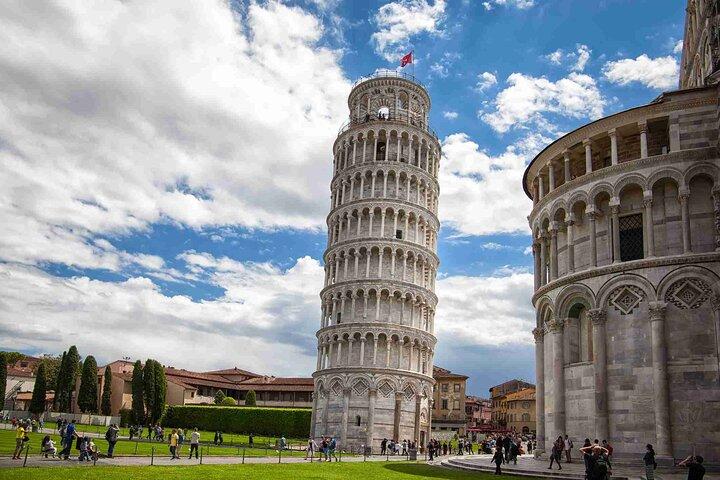 Visite privée à Pise et Lucca depuis le port de croisière de Livourne