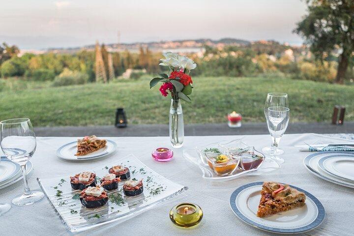 Traditionelles Abendessen mit herrlicher Aussicht auf Korfu