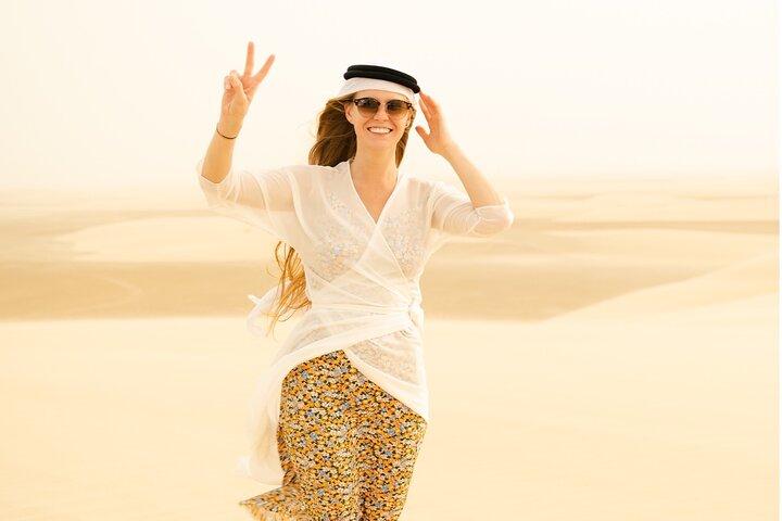 Doha: Nuit Camp Desert Safari Tour avec dîner et petit déjeuner