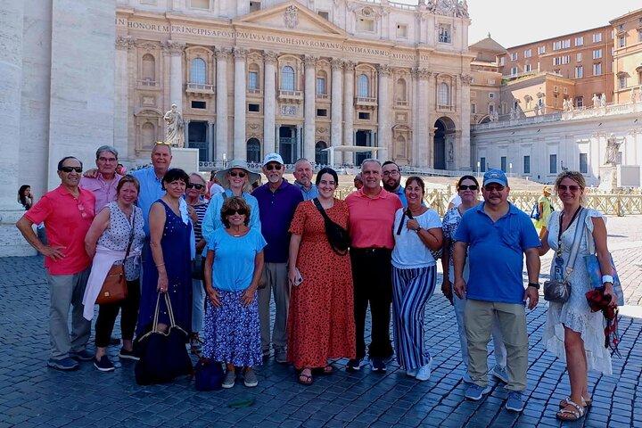 Visita guiada privada de Roma histórica y principios del Vaticano