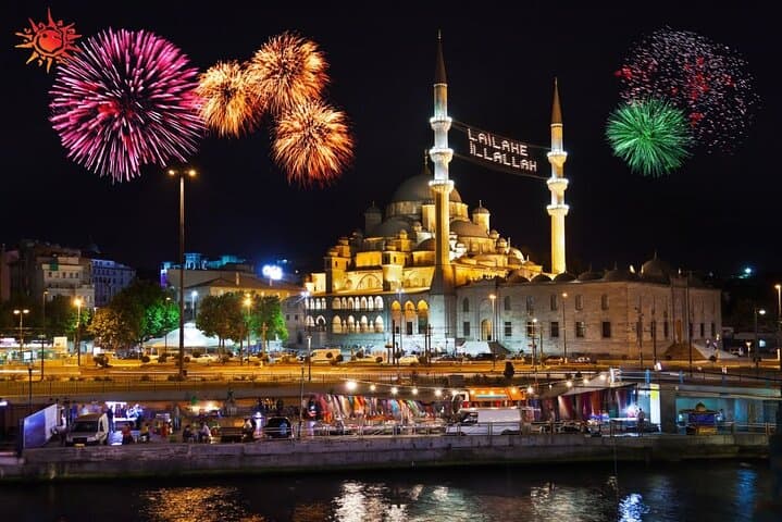 Istanbul New Year's Eve 2027 Dinner and Party Cruise on Bosphorus
