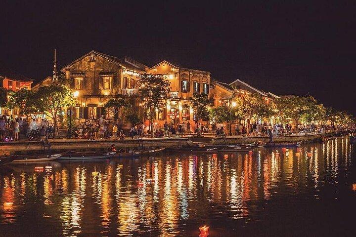 Marmorbjerge - Hoi An Ancient Town Eftermiddagsture FRA DANANG (15.30-21.00)