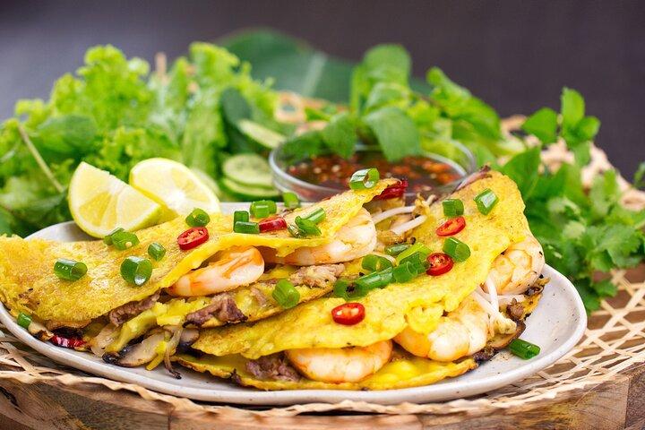 Saigon Street Food bei Nacht : Jeep- oder Motorradtour der US Army