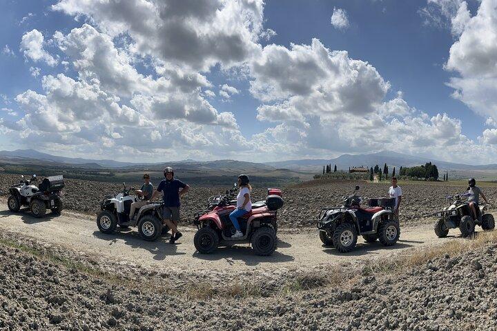 Tour Privato in Quad della Val d'Orcia e Montepulciano e pranzo