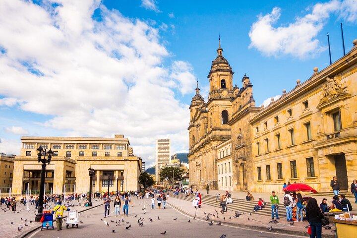 La Candelaria, Monserrate e Museus Visita à cidade privada de Bogotá