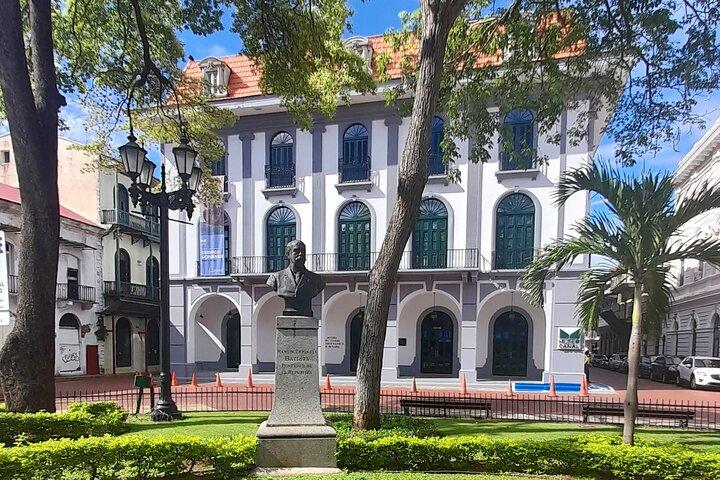 Old Canal zone tour: Miraflores låse og tidligere militære baser