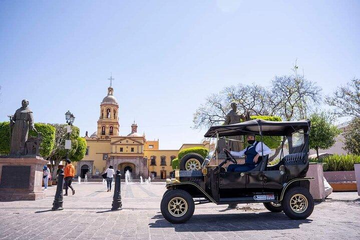 Querétaro: City Tour em veículo clássico Ford T