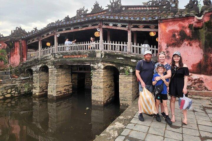 Hoi An Walking Tour y Sunset Boat Cruise en Thu Bon River (Tour privado)