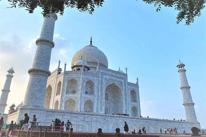 Tour privato del Taj Mahal e dei monumenti da Jaipur in auto
