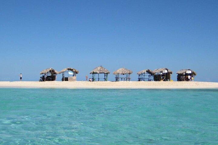 Visite Paradise Island Cayo Arena saindo de Puerto Plata