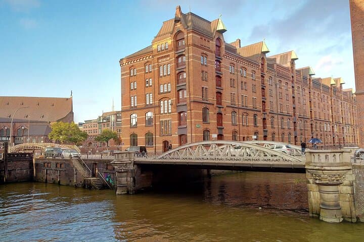 Historic Free Tour of Hamburg Old Warehouse District