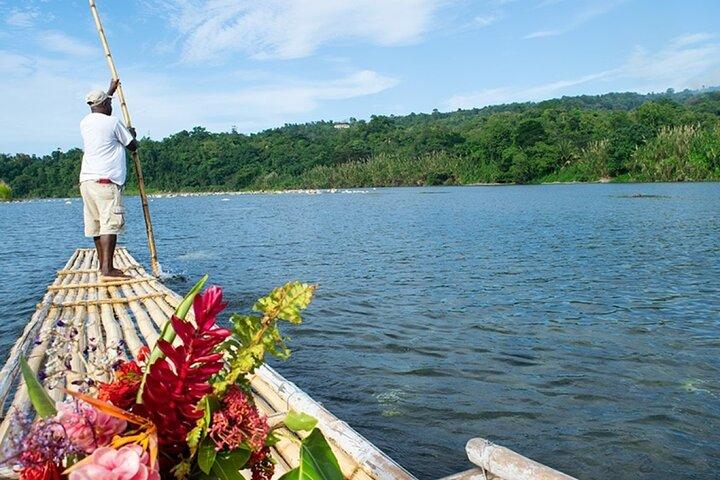 Martha Brae Private River Rafting de Montego Bay