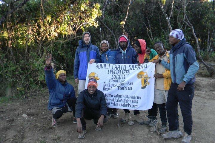 Billig 6 dage Kilimanjaro klatre tur via Marangu Route