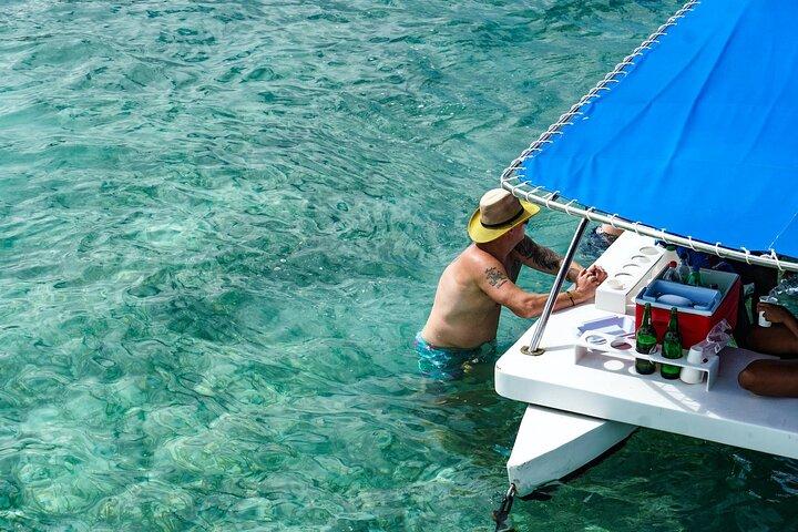 Snorkeling e nuoto in una crociera ai Caraibi con i catamarani Sharky