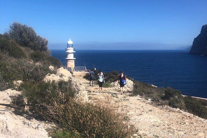 Passeio guiado de caiaque e caminhada de Sant Elm a Sa Dragonera