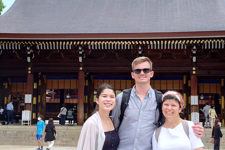 Private Tokyo Tour with Licensed Guide & Vehicle (Max 15 persons)