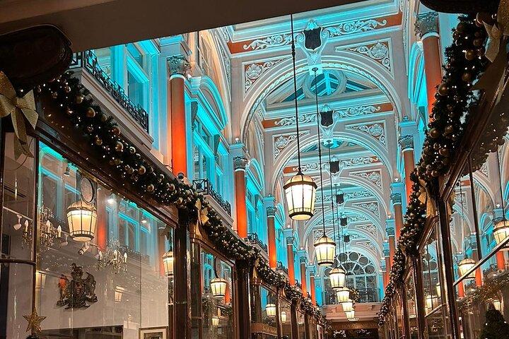 London Magical Christmas Walking Tour mit Guide