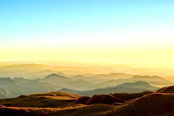 Mt Pulag Private Tour Viagem noturna saindo de Manila (máximo de 6 viajantes)