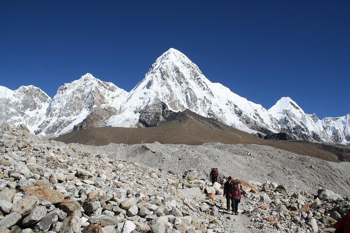 Trekking di 14 giorni al campo base dell'Everest