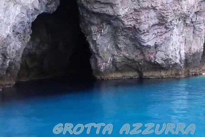 2-timers udflugt til den blå grotte i Taormina i Isola Bella