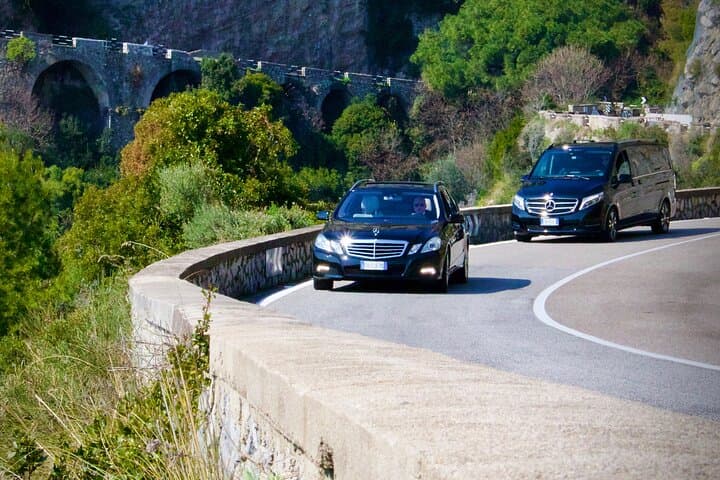 Private Tour of Pompeii and the Amalfi Coast from Sorrento or Naples