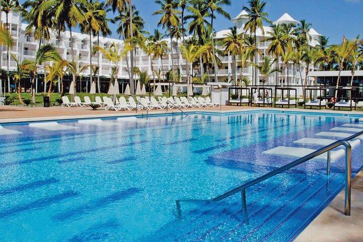 Privat overførsel Punta Cana Lufthavn til/fra Riu Palace Macao