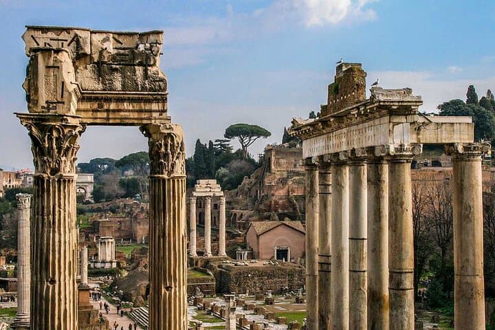 Houses of Augustus and Livia Private Tour with Roman Forum and Palatine Hill