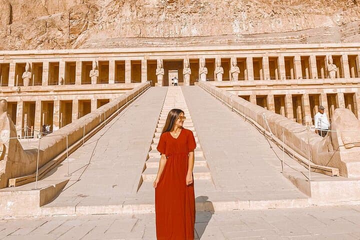 Overnight Trip to Luxor from Cairo including Flight& highlight tours
