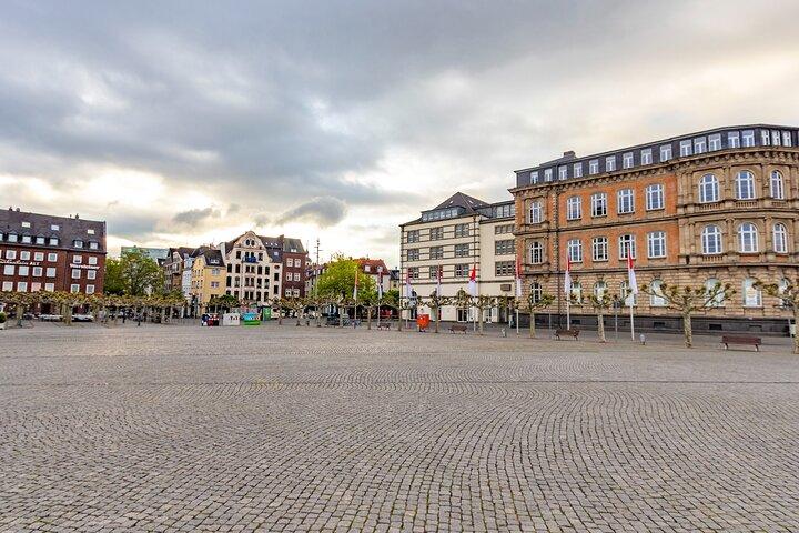 Discover Dusseldorf’s most Photogenic Spots with a Local