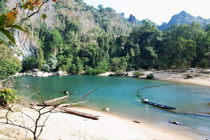 Private Tour Vientiane nach Tham Kong Lor, Phonsavan, Luang Prabang